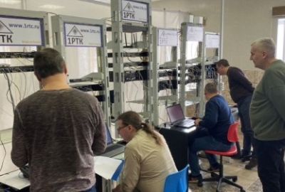 В период с 16 по 20 марта 2026 года инженеры компании провели консультацию-курс: "Как эксплуатировать систему связи, построенную на платформе «Транспорт-30х4», оптических мультиплексорах «Косатка» и оптических мультиплексорах «Транспорт-S1»" для инженеров АО "Концерн "Созвездие"