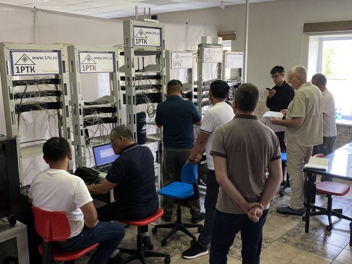 Практическое обучение инженеров ОАО «Кыргызтелекoм» в учебном классе 1РТК