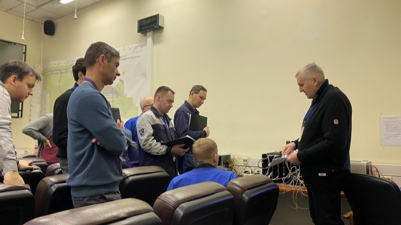 Практическое обучение инженеров связи Шереметьевского центра ОВД